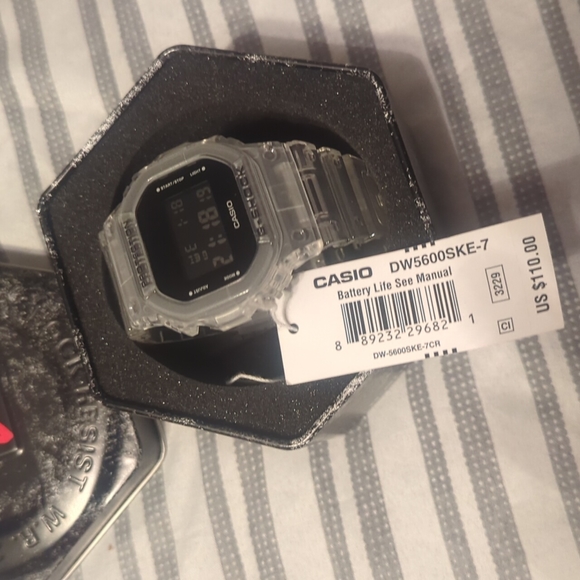 🔥Casio G-SHOCK 5600 WATCH CLEAR BAND NWT 🔥💥 - Picture 3 of 5